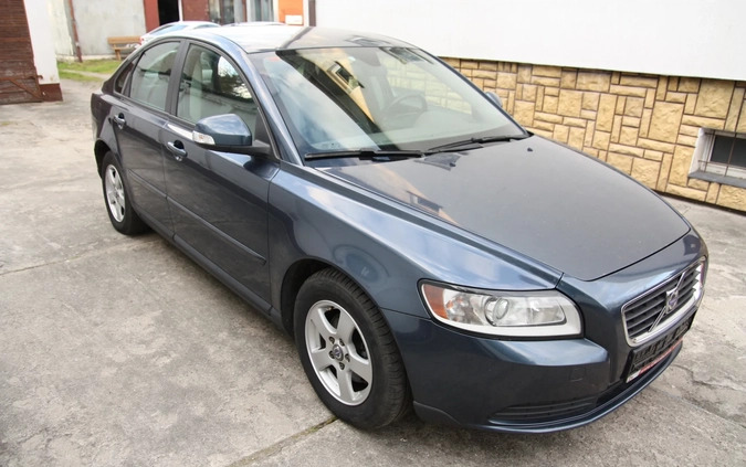 Volvo S40 cena 13800 przebieg: 163000, rok produkcji 2010 z Trzcianka małe 326